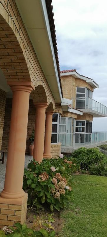 6 Bedroom Property for Sale in Reebok Western Cape